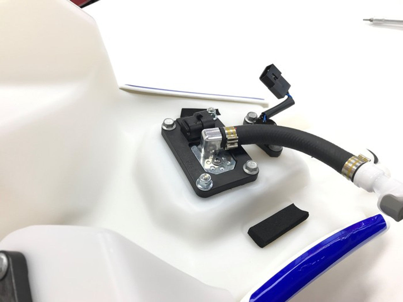 EFI Aluminum Fuel Pump Elbow
