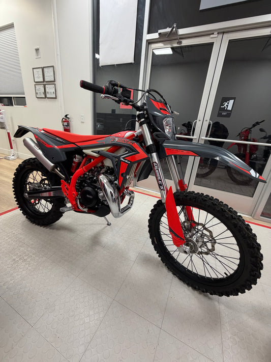 2025 Beta Xtrainer 300 - Demo