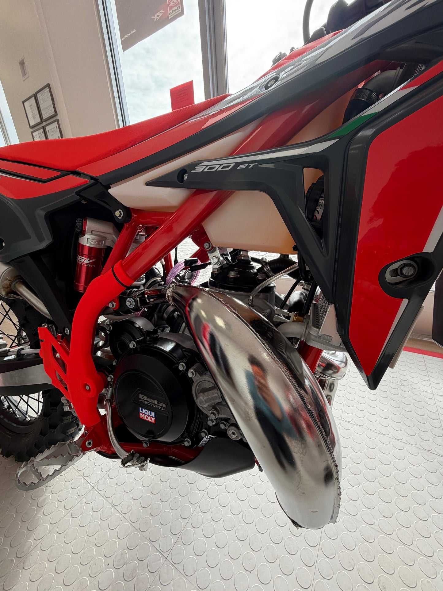 2026 Beta XTrainer 2 inch Low Boy