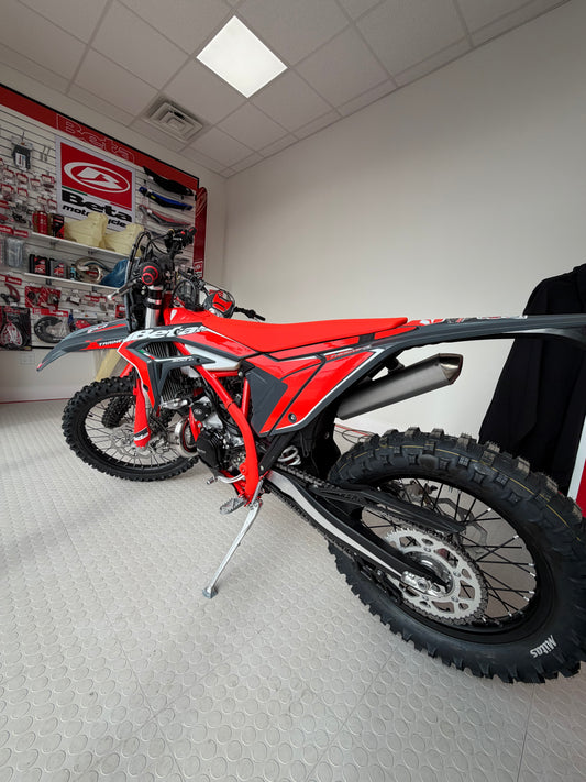 2026 Beta XTrainer 2 inch Low Boy