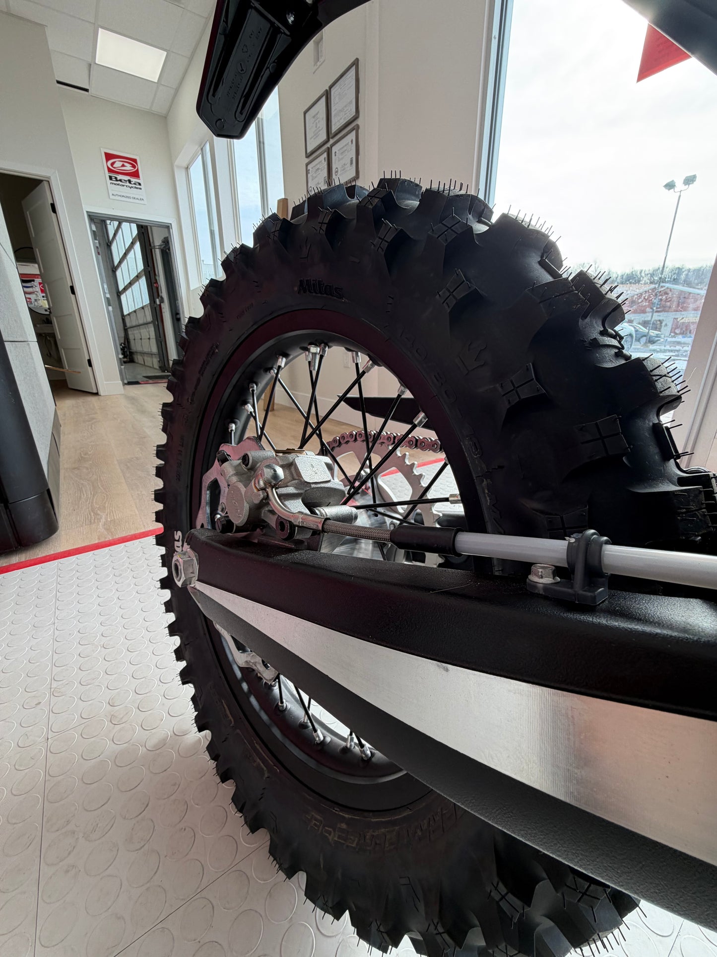 2026 Beta XTrainer 2 inch Low Boy