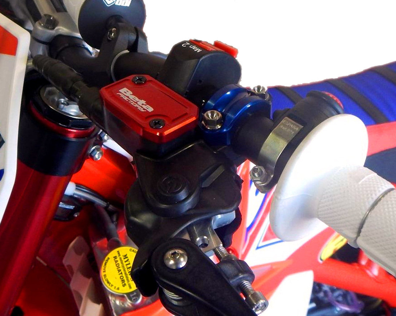 Brake/Clutch Cap set, Red 2012+
